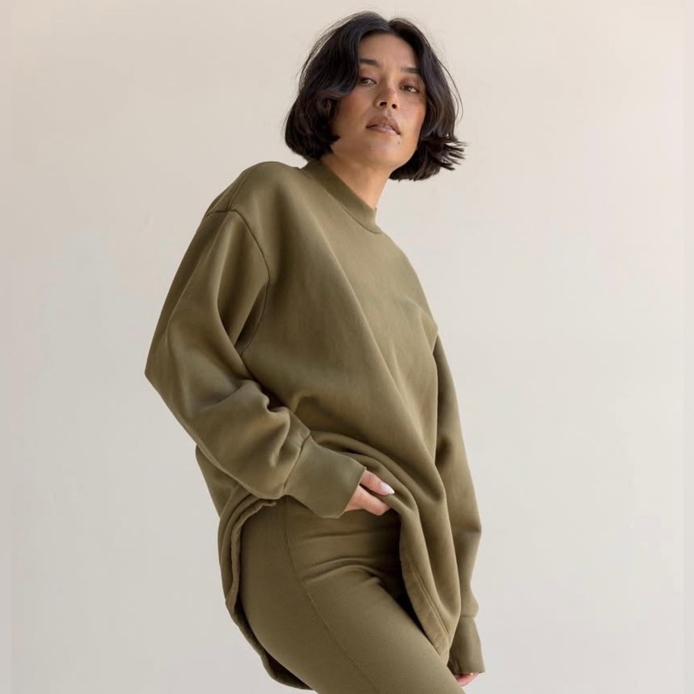 ARQ Rob Sweatshirt in Cream